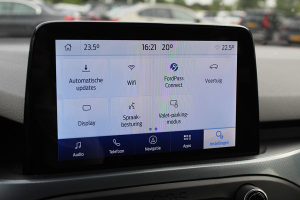 Ford FOCUS Wagon 1.0 EcoBoost Trend Edition Business / Apple CarPlay / Navigatie / Parkeerhulp V+A / Keyless / 16'' / Sportstoelen / Cruise Control