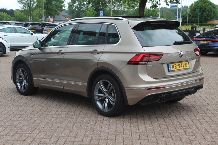 Volkswagen Tiguan 1.4 TSI ACT Highline Bus. R-Line / Trekhaak / Panoramadak / 360Camera / 19'' / Virtual Cockpit / Apple CarPlay / DAB / Stoelverwarming / ACC