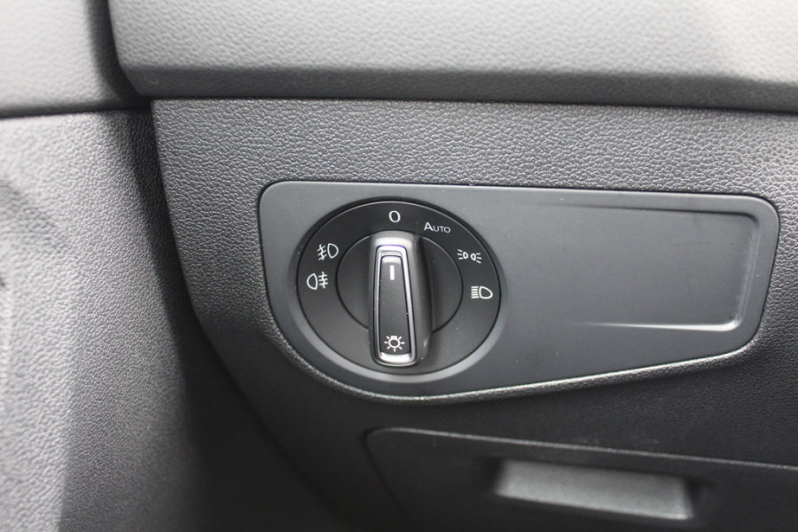 Volkswagen Tiguan 1.4 TSI ACT Highline Bus. R-Line / Trekhaak / Panoramadak / 360Camera / 19'' / Virtual Cockpit / Apple CarPlay / DAB / Stoelverwarming / ACC