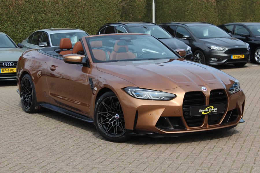 BMW 4 Serie Cabrio M4 xDrive Competition / Camera / Head-up / Carbon / Nekverwarming / H&K / Keyless / Stuurverwarming / ACC / DAB / Dodehoek / Windscherm