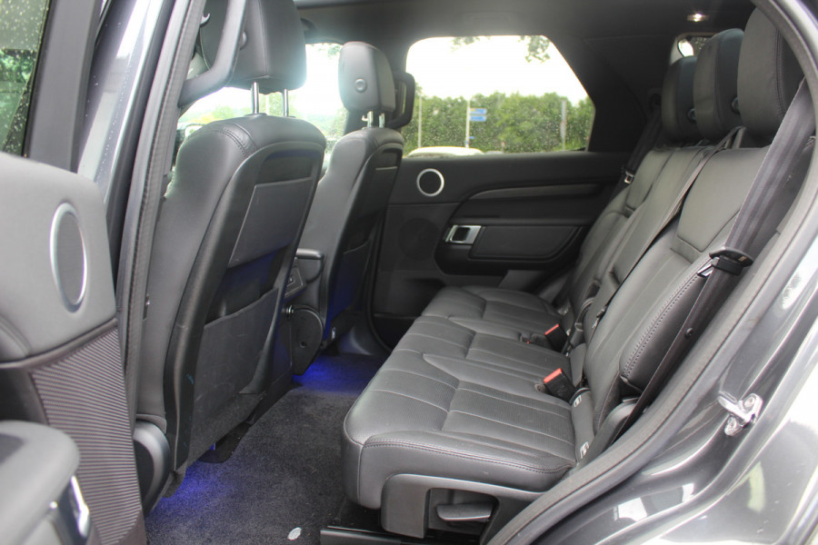 Land Rover Discovery 3.0 Td6 HSE Luxury 7p. / Trekhaak / Panoramadak / 360Camera / 22'' / Volleder / Virtual Cockpit / Stuurverwarming / Keyless / Luchtvering / Meridian / DAB / Stoelverwarming / Cruise Control