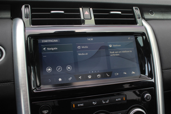 Land Rover Discovery 3.0 Td6 HSE Luxury 7p. / Trekhaak / Panoramadak / 360Camera / 22'' / Volleder / Virtual Cockpit / Stuurverwarming / Keyless / Luchtvering / Meridian / DAB / Stoelverwarming / Cruise Control