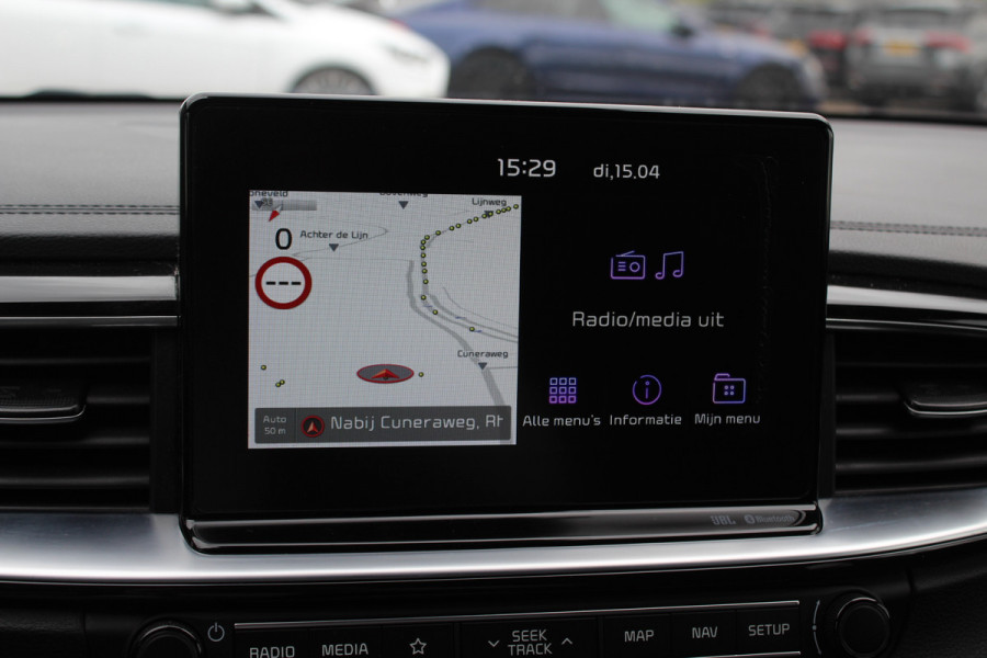 Kia ProCeed 1.6 T-GDI GT / Panoramadak / Camera / Leder&Alcantara / 18'' / Keyless / JBL / DAB / Sideskirts / Stuurverwarming / Stoelverwarming / DAB / Dodehoek / ACC