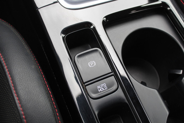 Kia ProCeed 1.6 T-GDI GT / Panoramadak / Camera / Leder&Alcantara / 18'' / Keyless / JBL / DAB / Sideskirts / Stuurverwarming / Stoelverwarming / DAB / Dodehoek / ACC