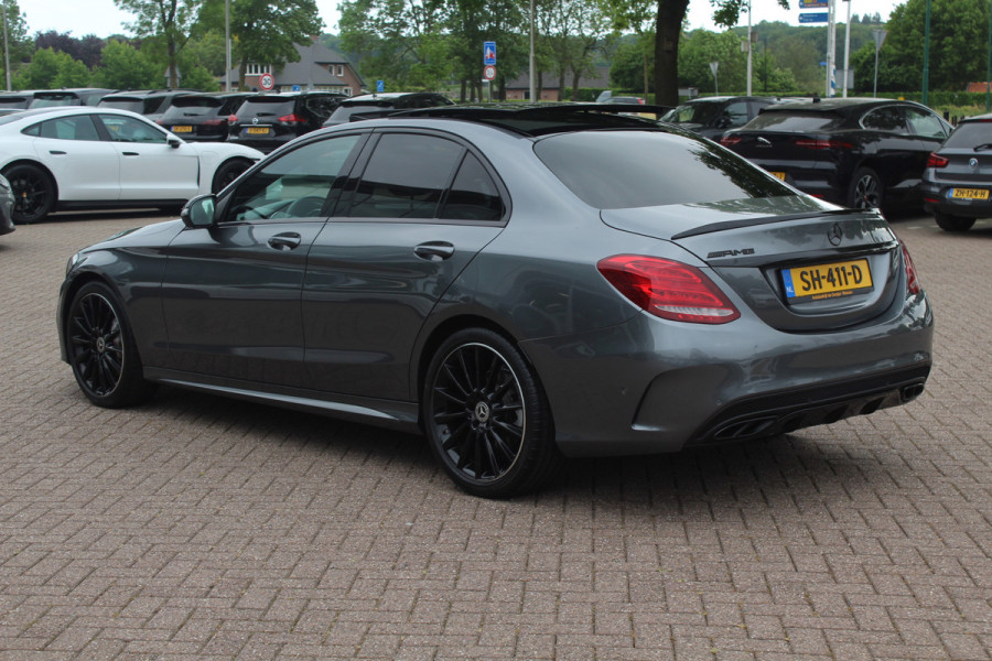 Mercedes-Benz C-Klasse 180 Sport Edition Premium Plus / Panoramadak / 360Camera / Burmester / Leder / 19'' / Sfeerverlichting / Memory seats / Nightpakket / Navigatie / Dodehoek / Cruise Control