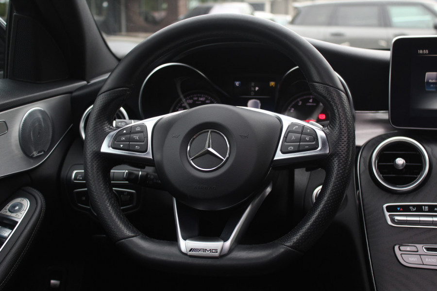 Mercedes-Benz C-Klasse 180 Sport Edition Premium Plus / Panoramadak / 360Camera / Burmester / Leder / 19'' / Sfeerverlichting / Memory seats / Nightpakket / Navigatie / Dodehoek / Cruise Control