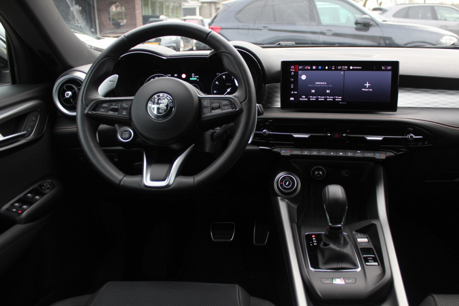 Alfa Romeo Tonale 1.3T PHEV Edizione Speciale / Trekhaak / Camera / Leder / Apple CarPlay / 20'' / Virtual Cockpit / Matrix LED / Keyless / DAB / ACC / Stuurverwarming
