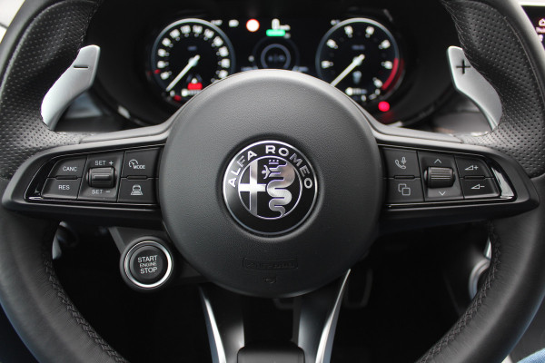 Alfa Romeo Tonale 1.3T PHEV Edizione Speciale / Trekhaak / Camera / Leder / Apple CarPlay / 20'' / Virtual Cockpit / Matrix LED / Keyless / DAB / ACC / Stuurverwarming