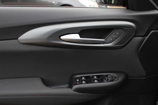 Alfa Romeo Tonale 1.3T PHEV Edizione Speciale / Trekhaak / Camera / Leder / Apple CarPlay / 20'' / Virtual Cockpit / Matrix LED / Keyless / DAB / ACC / Stuurverwarming