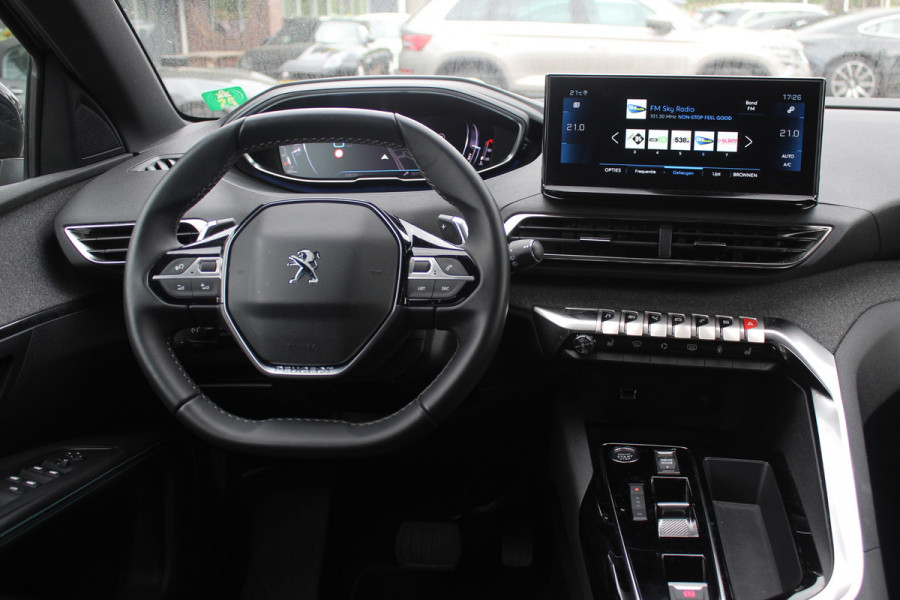 Peugeot 5008 1.2 Hybrid Allure Pack Business 7p. / Camera / Half leder / Navigatie / 18'' / Keyless / Dodehoek / Stoelverwarming / Cruise Control