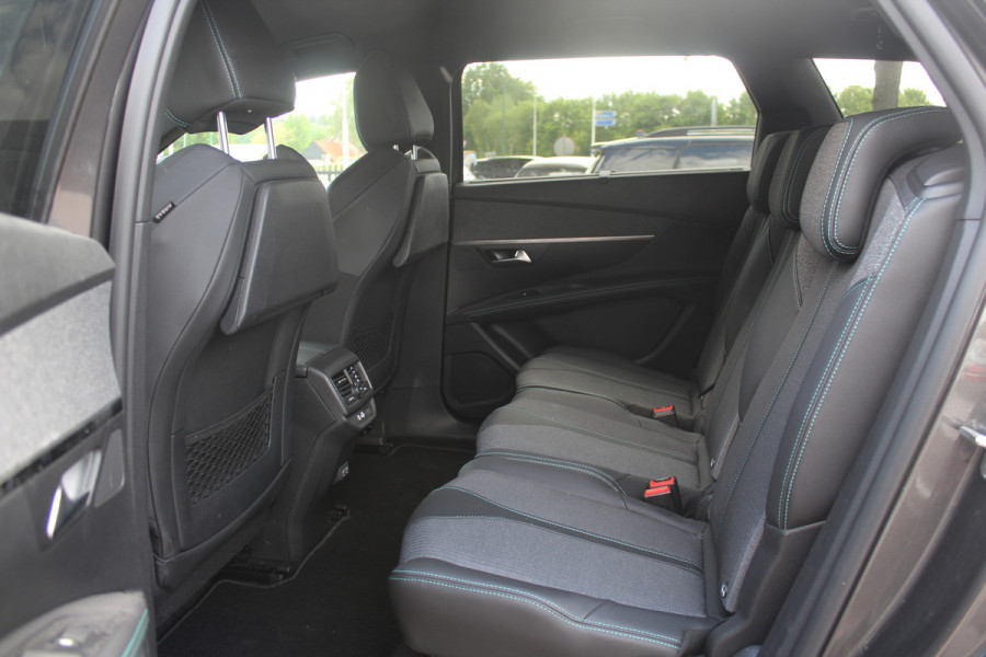 Peugeot 5008 1.2 Hybrid Allure Pack Business 7p. / Camera / Half leder / Navigatie / 18'' / Keyless / Dodehoek / Stoelverwarming / Cruise Control