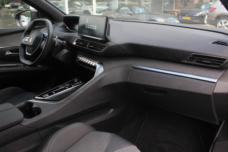 Peugeot 5008 1.2 Hybrid Allure Pack Business 7p. / Camera / Half leder / Navigatie / 18'' / Keyless / Dodehoek / Stoelverwarming / Cruise Control