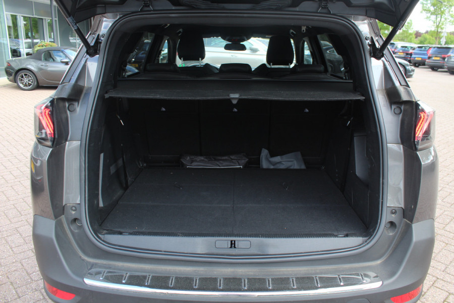 Peugeot 5008 1.2 Hybrid Allure Pack Business 7p. / Camera / Half leder / Navigatie / 18'' / Keyless / Dodehoek / Stoelverwarming / Cruise Control