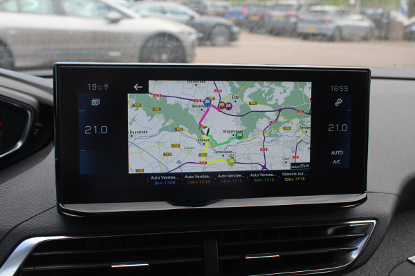 Peugeot 5008 1.2 Hybrid Allure Pack Business 7p. / Camera / Half leder / Navigatie / 18'' / Keyless / Dodehoek / Stoelverwarming / Cruise Control
