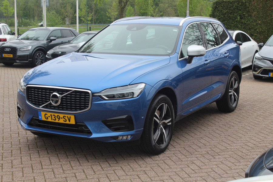 Volvo XC60 2.0 T4 R-Design / 360Camera / Leder&Alcantara / 20'' / Navigatie / Dodehoek / DAB / Cruise Control