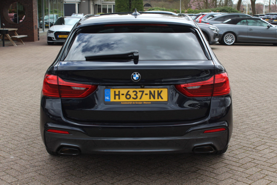 BMW 5 Serie Touring 520d High Exe. M Sport / Panoramadak / Camera / Head-up / 19'' / Leder / Navigatie / Stoelverwarming / Cruise Control