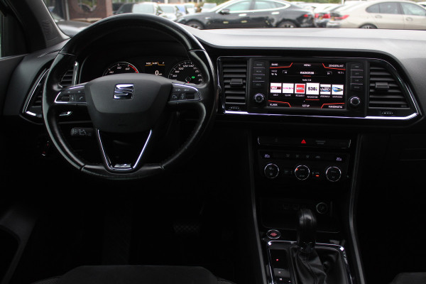 Seat Ateca 1.4 EcoTSI Xcellence / Camera / Navigatie / Cruise Control / LED Koplampen / 18'' / Getint glas
