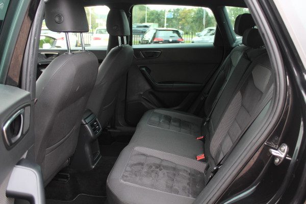 Seat Ateca 1.4 EcoTSI Xcellence / Camera / Navigatie / Cruise Control / LED Koplampen / 18'' / Getint glas