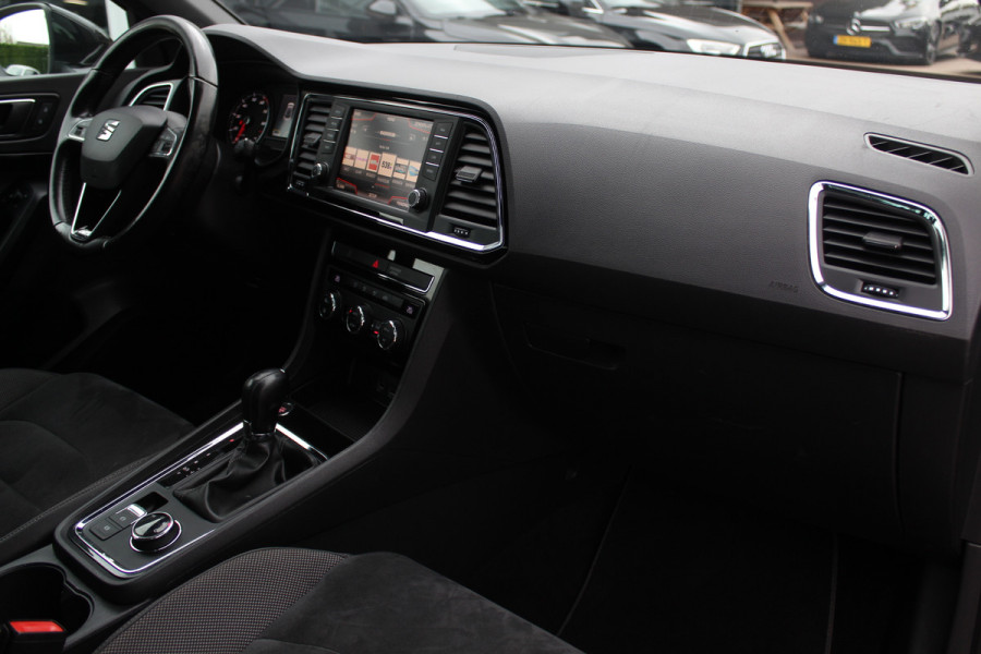 Seat Ateca 1.4 EcoTSI Xcellence / Camera / Navigatie / Cruise Control / LED Koplampen / 18'' / Getint glas