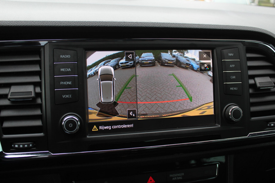 Seat Ateca 1.4 EcoTSI Xcellence / Camera / Navigatie / Cruise Control / LED Koplampen / 18'' / Getint glas