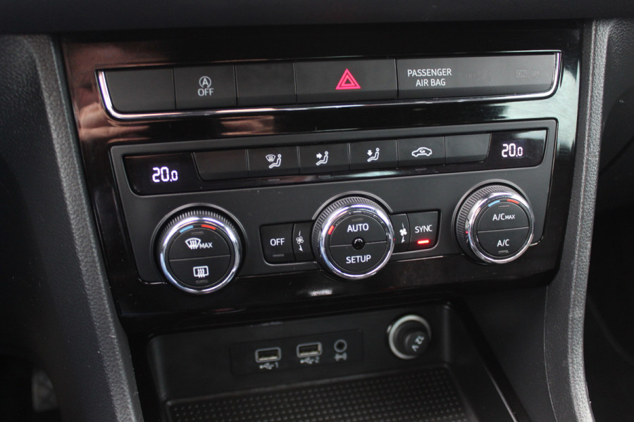 Seat Ateca 1.4 EcoTSI Xcellence / Camera / Navigatie / Cruise Control / LED Koplampen / 18'' / Getint glas