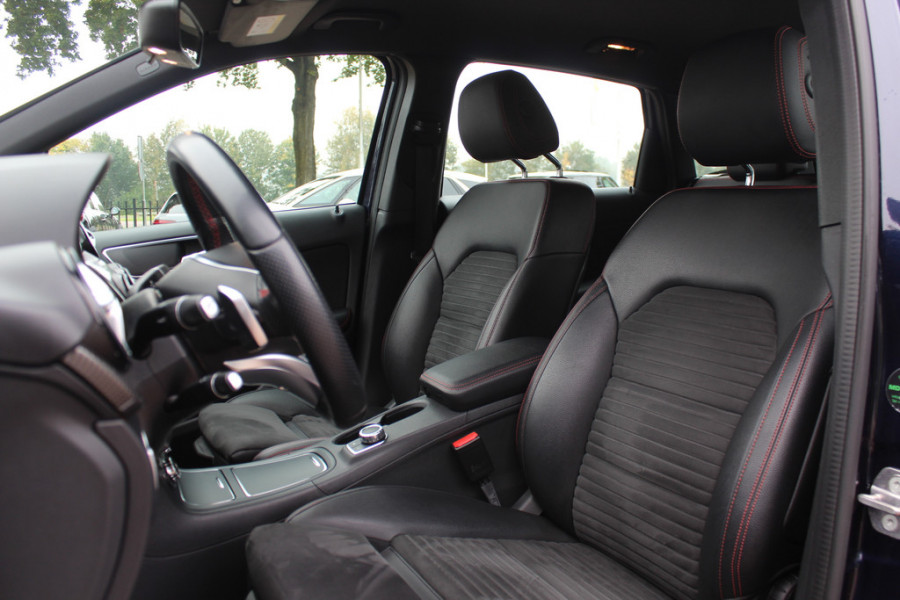 Mercedes-Benz B-Klasse 180 Business Solution AMG Upgrade Edition / Camera / Navigatie / 18'' / Stoelverwarming / Cruise Control