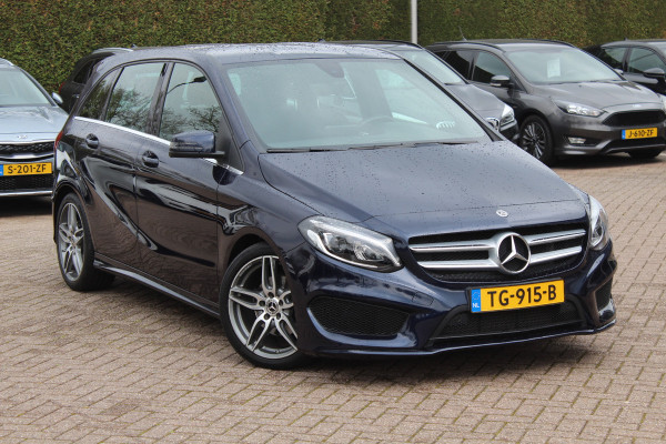 Mercedes-Benz B-Klasse 180 Business Solution AMG Upgrade Edition / Camera / Navigatie / 18'' / Stoelverwarming / Cruise Control
