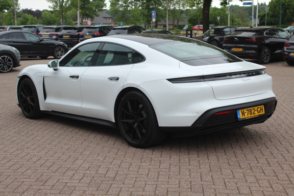 Porsche Taycan 79 kWh / SoH 95% / Panoramadak / Leder / Parkeerhulp V+A / 19'' / Stoelverwarming / DAB / Cruise Control