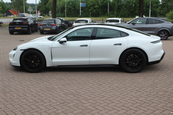 Porsche Taycan 79 kWh / SoH 95% / Panoramadak / Leder / Parkeerhulp V+A / 19'' / Stoelverwarming / DAB / Cruise Control