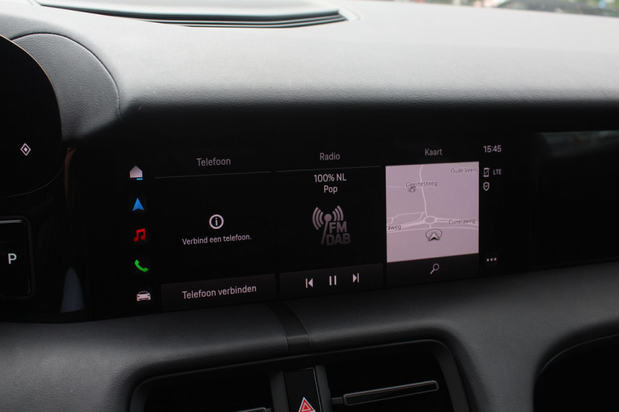 Porsche Taycan 79 kWh / SoH 95% / Panoramadak / Leder / Parkeerhulp V+A / 19'' / Stoelverwarming / DAB / Cruise Control