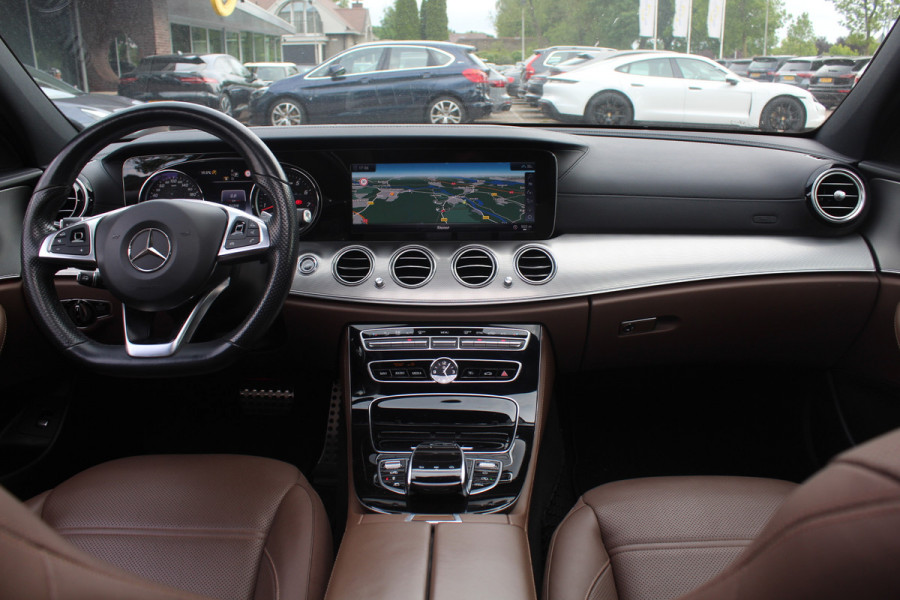 Mercedes-Benz E-Klasse Estate AMG 43 4MATIC Premium Plus / Panoramadak / 360Camera / Leder / Memory seats / 19'' / Luchtvering / Navigatie / Stoelverwarming