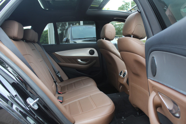 Mercedes-Benz E-Klasse Estate AMG 43 4MATIC Premium Plus / Panoramadak / 360Camera / Leder / Memory seats / 19'' / Luchtvering / Navigatie / Stoelverwarming