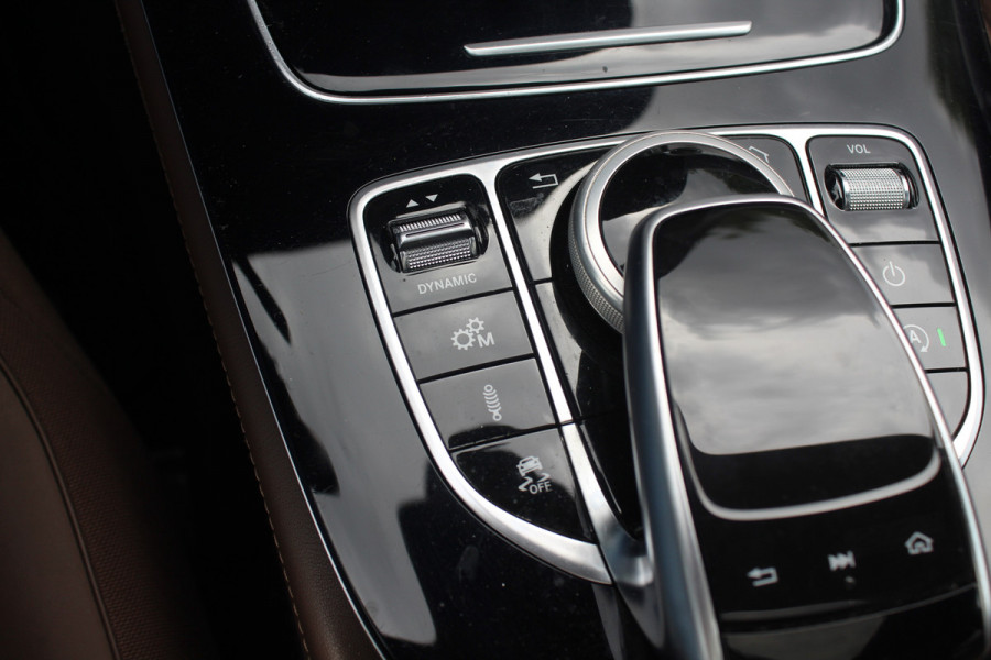 Mercedes-Benz E-Klasse Estate AMG 43 4MATIC Premium Plus / Panoramadak / 360Camera / Leder / Memory seats / 19'' / Luchtvering / Navigatie / Stoelverwarming