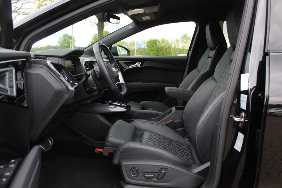 Audi Q4 e-tron 50 quattro Launch edition S Competition 77 kWh / SoH 95% / Camera / Head-up / 20'' / Keyless / RS Seats / Sonos audio / Stoelverwarming / Dodehoek / DAB / ACC / Warmtepomp