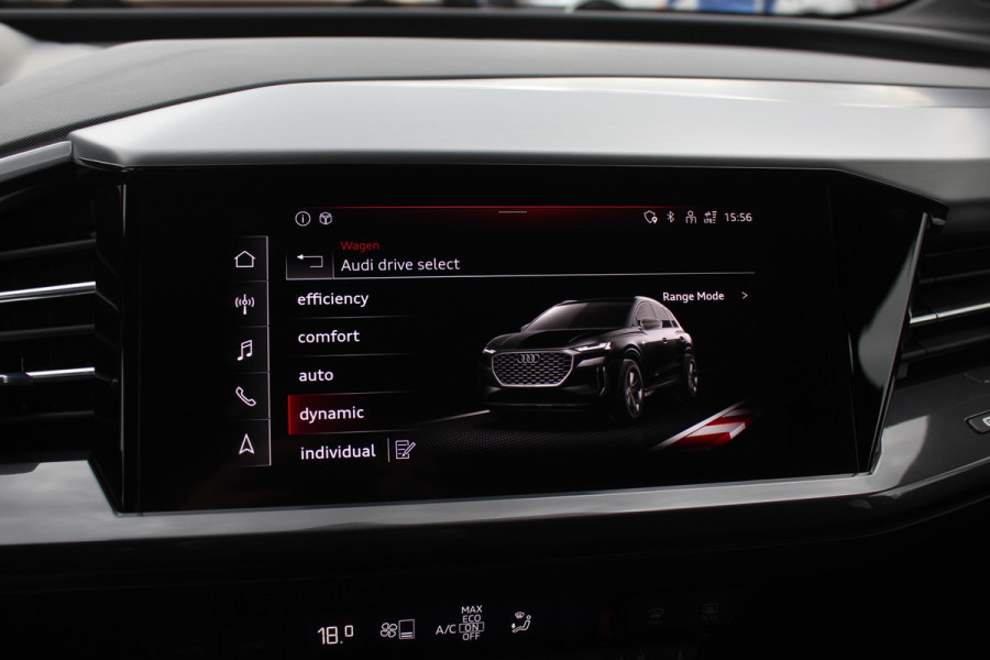 Audi Q4 e-tron 50 quattro Launch edition S Competition 77 kWh / SoH 95% / Camera / Head-up / 20'' / Keyless / RS Seats / Sonos audio / Stoelverwarming / Dodehoek / DAB / ACC / Warmtepomp