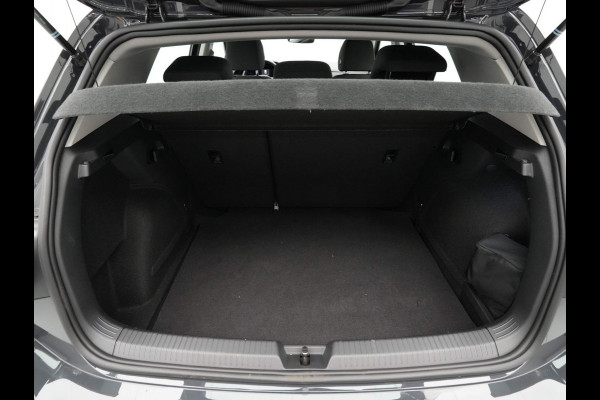 Volkswagen Golf 1.0 TSI 90pk Navi via App Pdc Clima Acc
