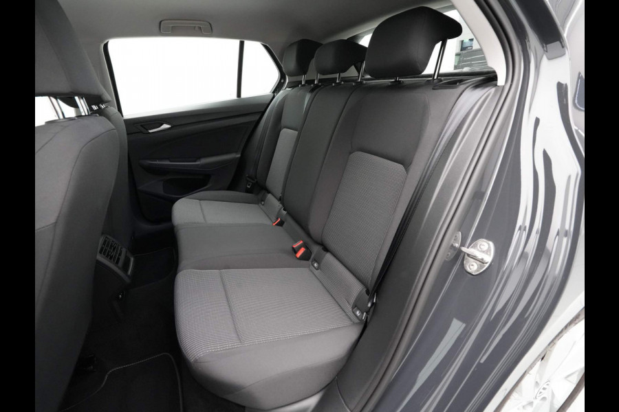 Volkswagen Golf 1.0 TSI 90pk Navi via App Pdc Clima Acc