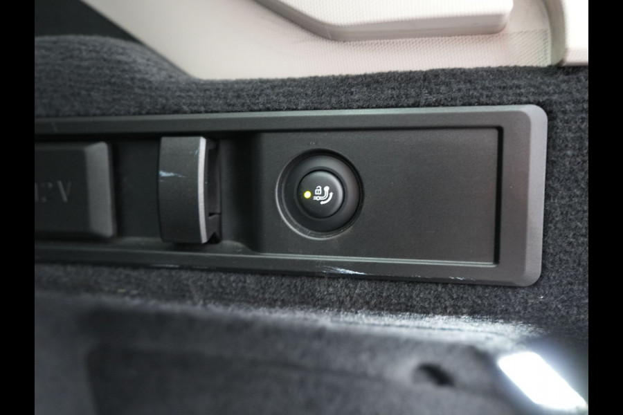 BMW 3 Serie Touring 330e Sportline Plug In Hybrid 293pk PHEV | Trekhaak af Fabriek | Laser LED | Head Up | Lederen Sportstoelen Verwarmd | Harman Kardon | Apple Carplay | Keyless |