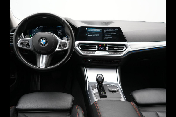 BMW 3 Serie Touring 330e Sportline Plug In Hybrid 293pk PHEV | Trekhaak af Fabriek | Laser LED | Head Up | Lederen Sportstoelen Verwarmd | Harman Kardon | Apple Carplay | Keyless |