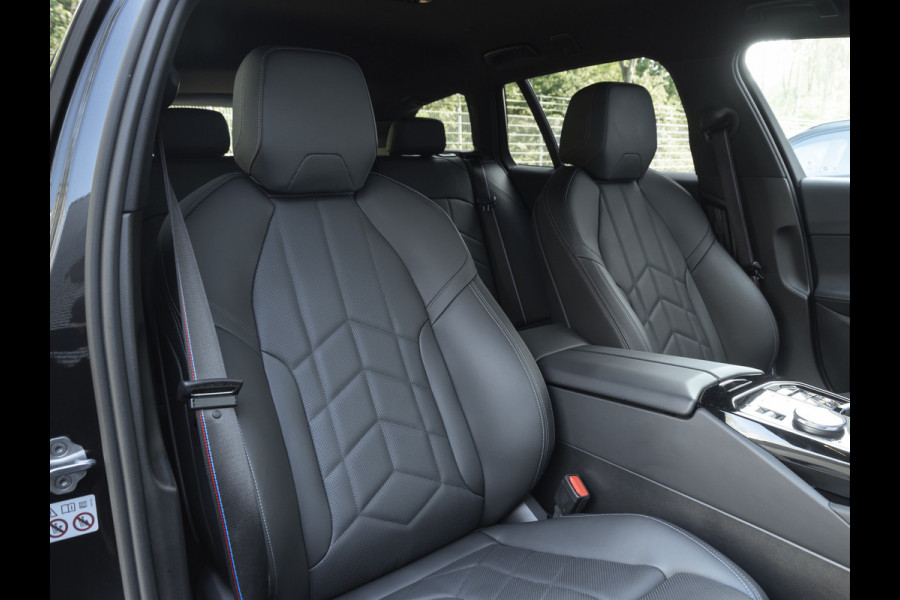 BMW 5 Serie Touring 530e M-Sport Pro - Trekhaak - Driving Ass Prof - Stoelventilatie - Head-up