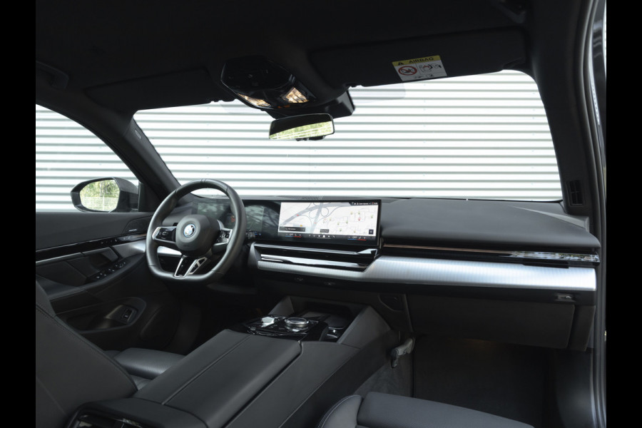 BMW 5 Serie Touring 530e M-Sport Pro - Trekhaak - Driving Ass Prof - Stoelventilatie - Head-up