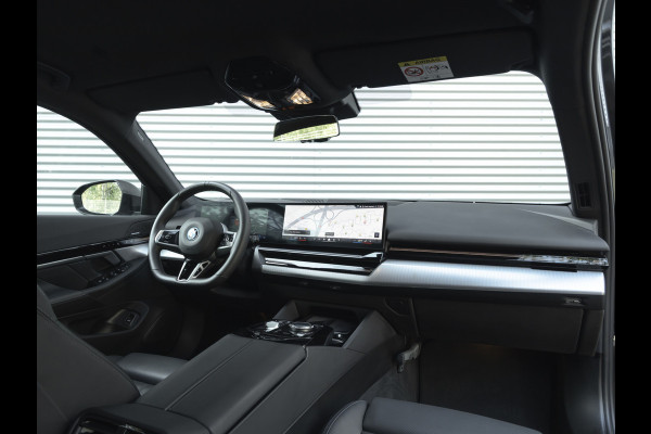 BMW 5 Serie Touring 530e M-Sport Pro - Trekhaak - Driving Ass Prof - Stoelventilatie - Head-up