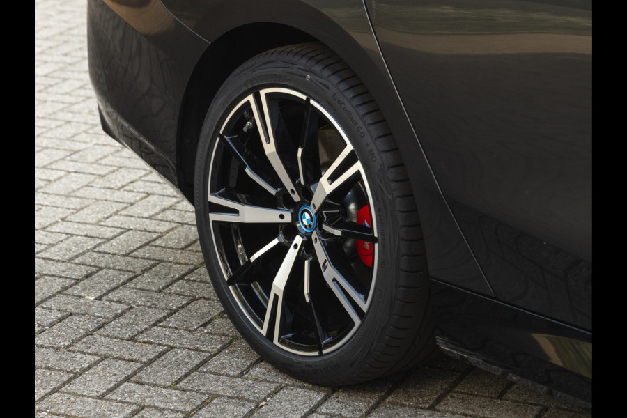 BMW 5 Serie Touring 530e M-Sport Pro - Trekhaak - Driving Ass Prof - Stoelventilatie - Head-up
