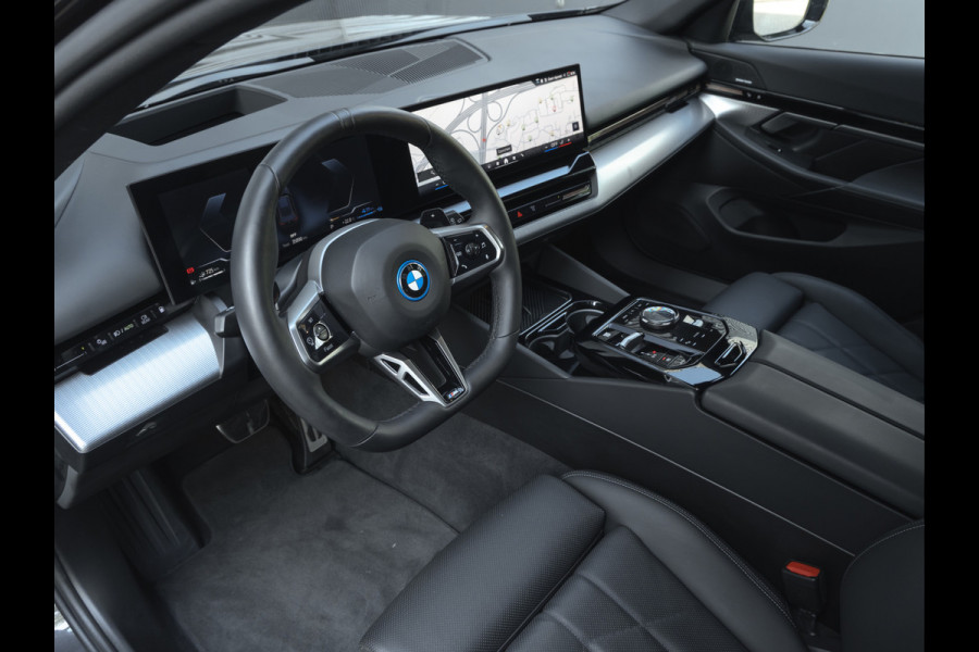 BMW 5 Serie Touring 530e M-Sport Pro - Trekhaak - Driving Ass Prof - Stoelventilatie - Head-up