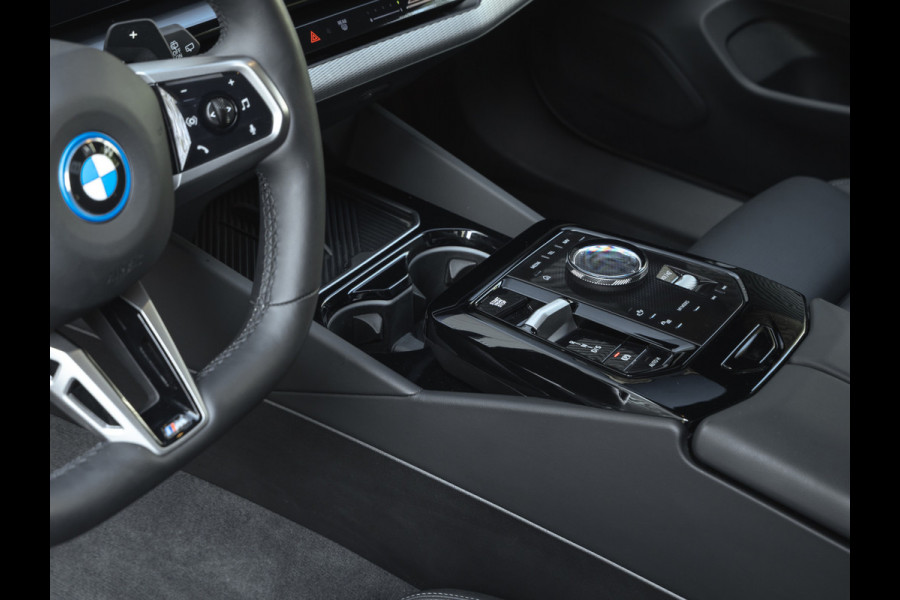BMW 5 Serie Touring 530e M-Sport Pro - Trekhaak - Driving Ass Prof - Stoelventilatie - Head-up