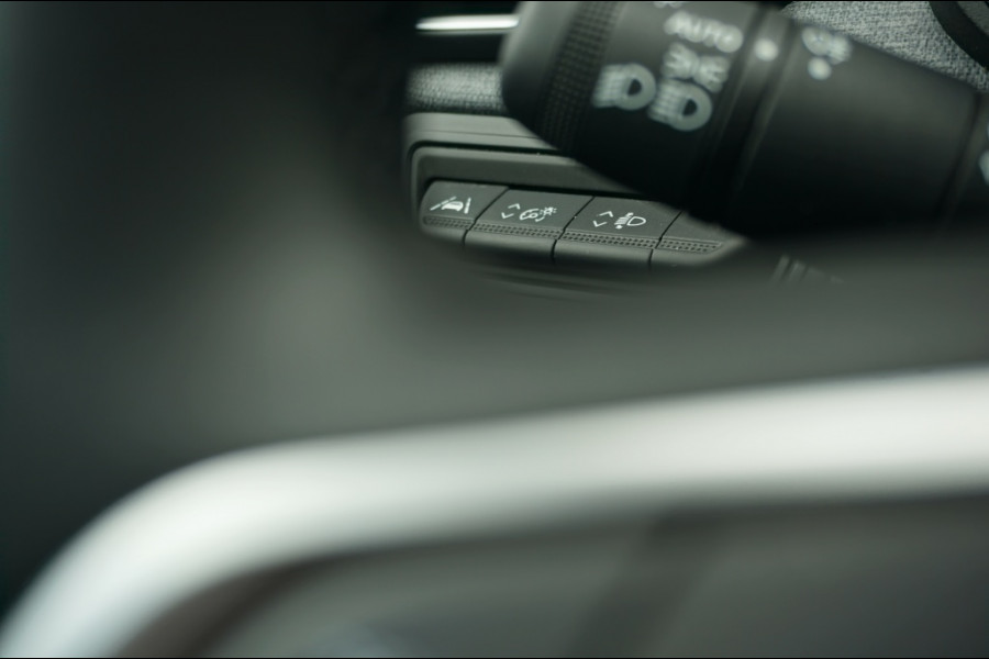 Mitsubishi Colt 90PK Intense CARPLAY | CLIMA | CAMERA | KEYLESS | CRUISE | LED!