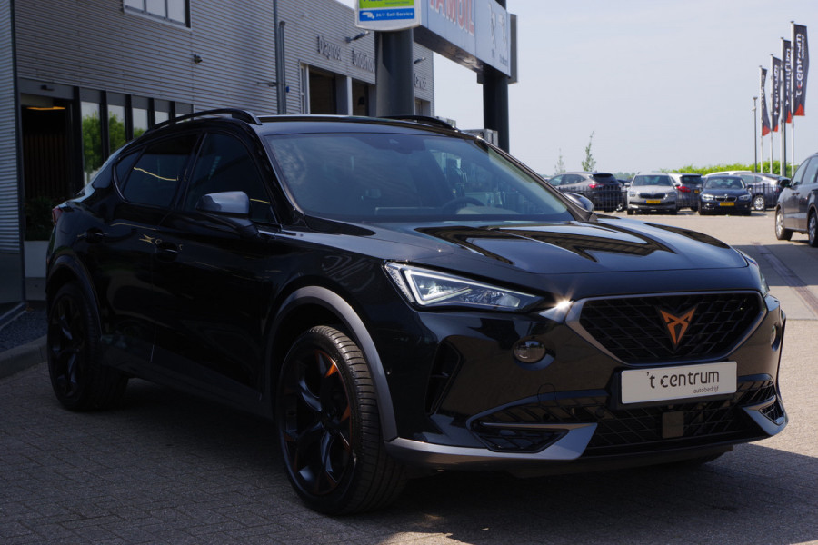 CUPRA Formentor 1.4 e-Hybrid VZ 245 PK Copper Edition PHEV, Groot-Navigatie, Adap. Cruise Control, Camera