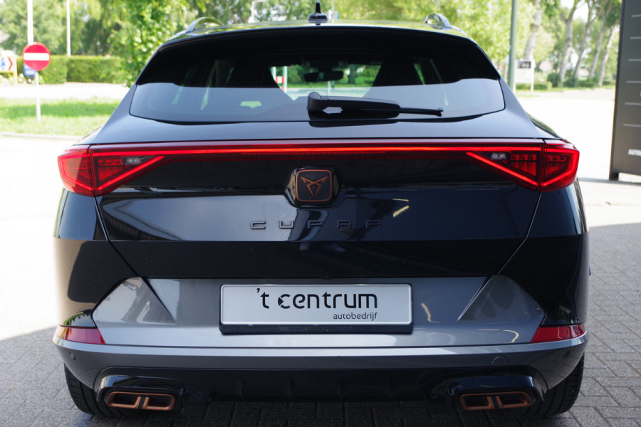CUPRA Formentor 1.4 e-Hybrid VZ 245 PK Copper Edition PHEV, Groot-Navigatie, Adap. Cruise Control, Camera