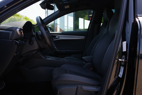 CUPRA Formentor 1.4 e-Hybrid VZ 245 PK Copper Edition PHEV, Groot-Navigatie, Adap. Cruise Control, Camera
