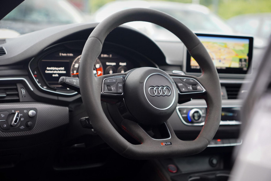 Audi A5 Coupé 2.9 TFSI RS 5 quattro Audi RS5 Coupé 2.9 TFSI A5 quattro / Miltek / Pano / ACC